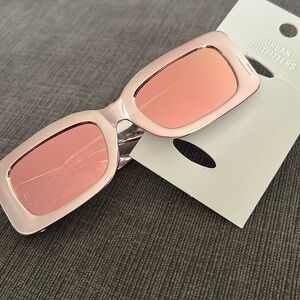 URBAN OUTFITTERS UO Essential Chunky Frame Rectangle Sunglasses NWT